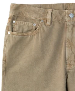 Ambassador Slim Fit: Chino