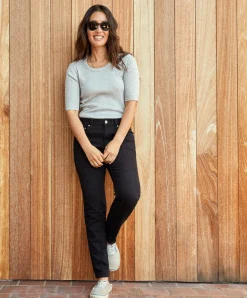 Sojourn Ribbed Tee